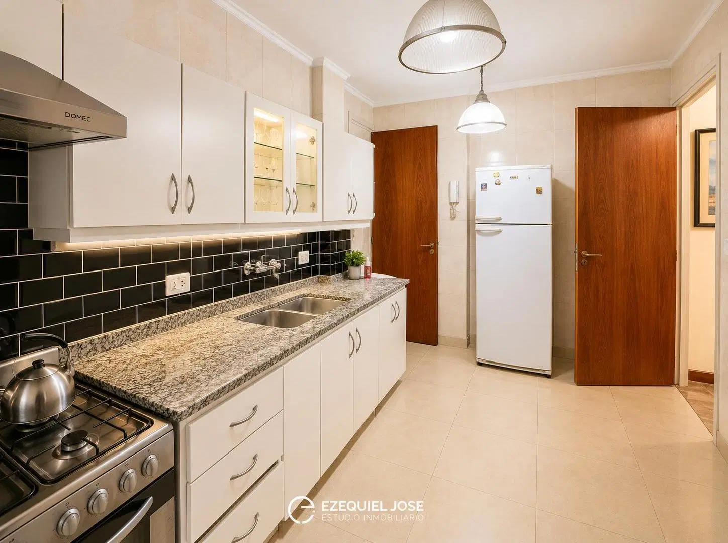 VENTA - Apto Crédito Departamento 3 Ambientes - frente al mar 4