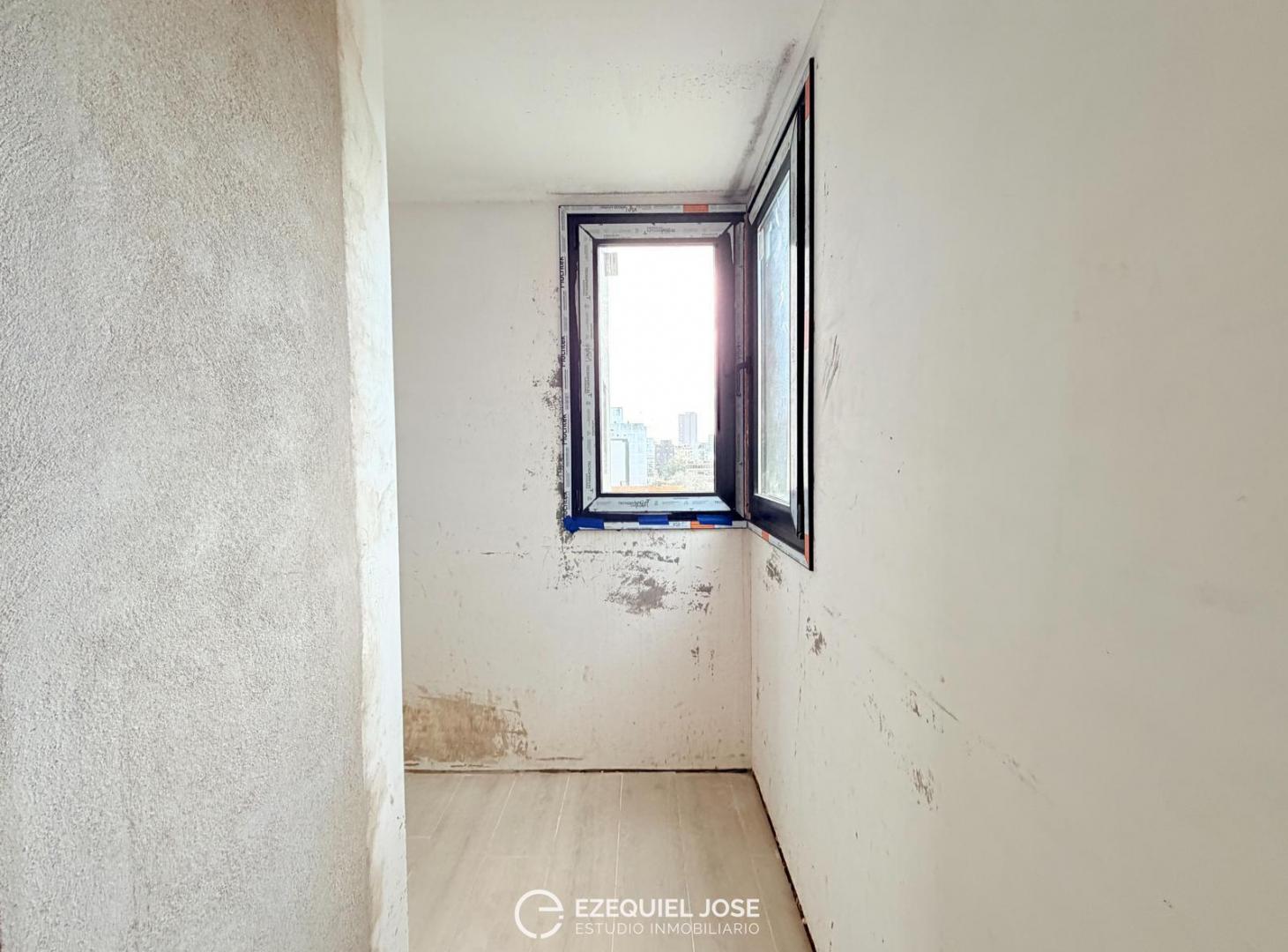 Foto de VENTA - Departamento 2 Ambientes c/balcón -Güemes, imagen 1