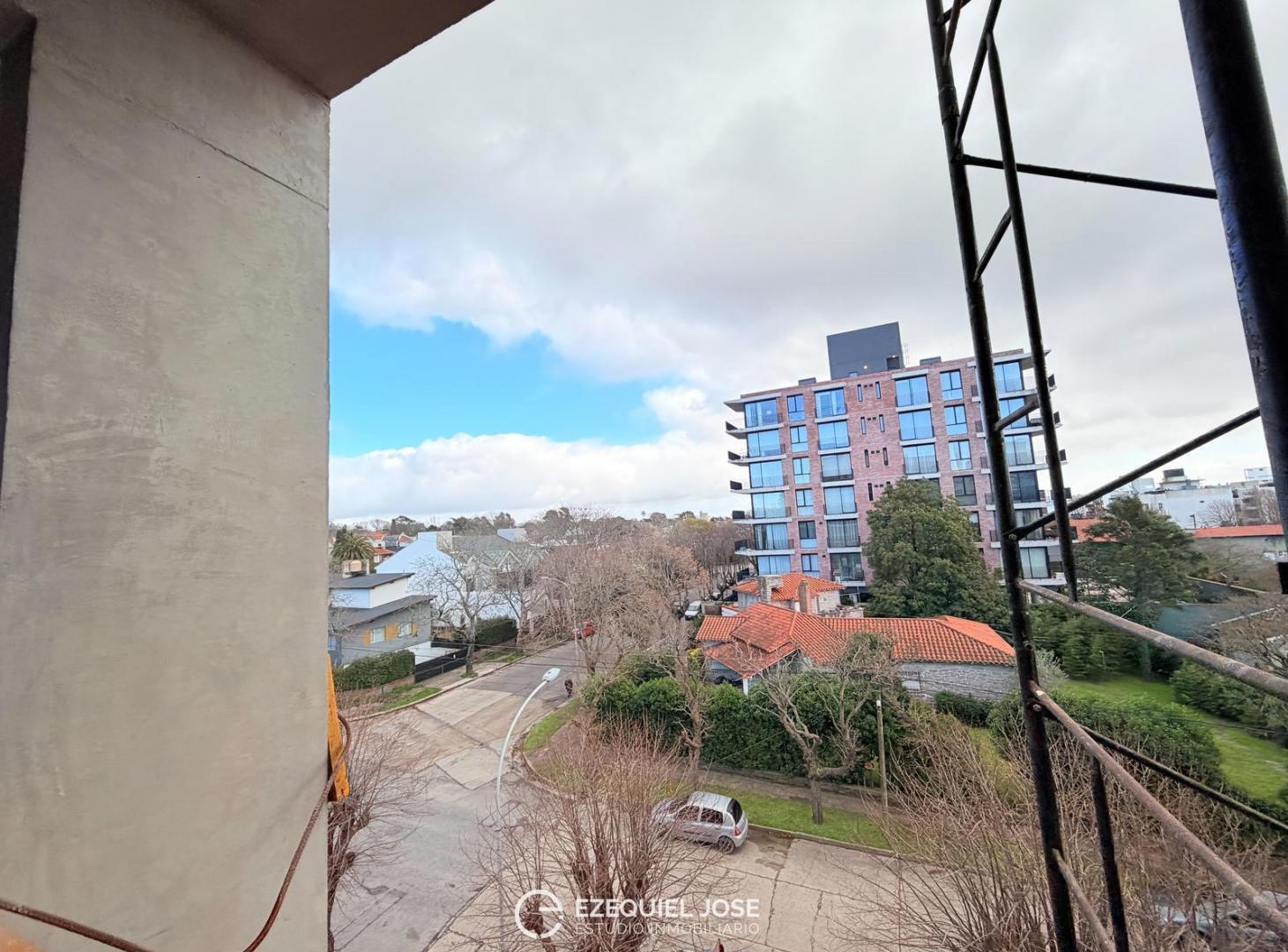Foto de VENTA - Departamento 2 Ambientes c/balcón -Güemes, imagen 4
