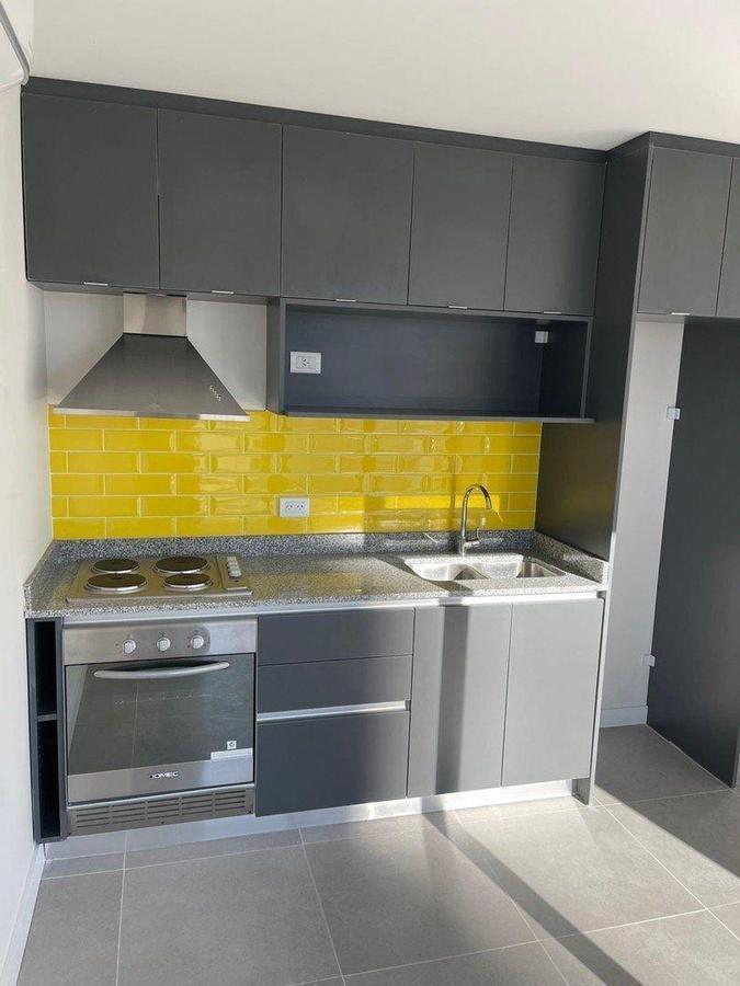 Foto de ALQUILER 24 MESES - Monoambiente con balcón - Plaza Mitre, imagen 5