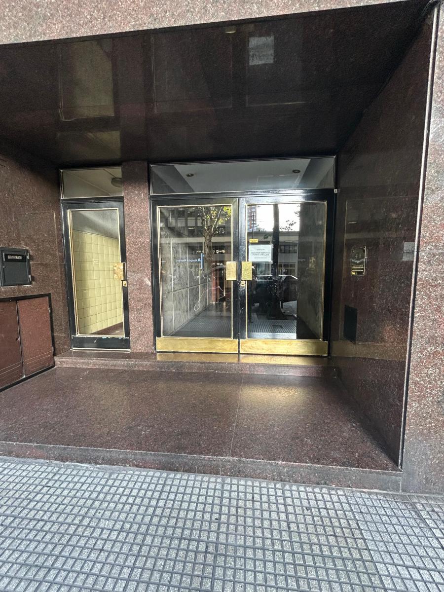 Av Pueyrredon Al 1600, Piso 2º Al Frente con Balcón. Caba 4