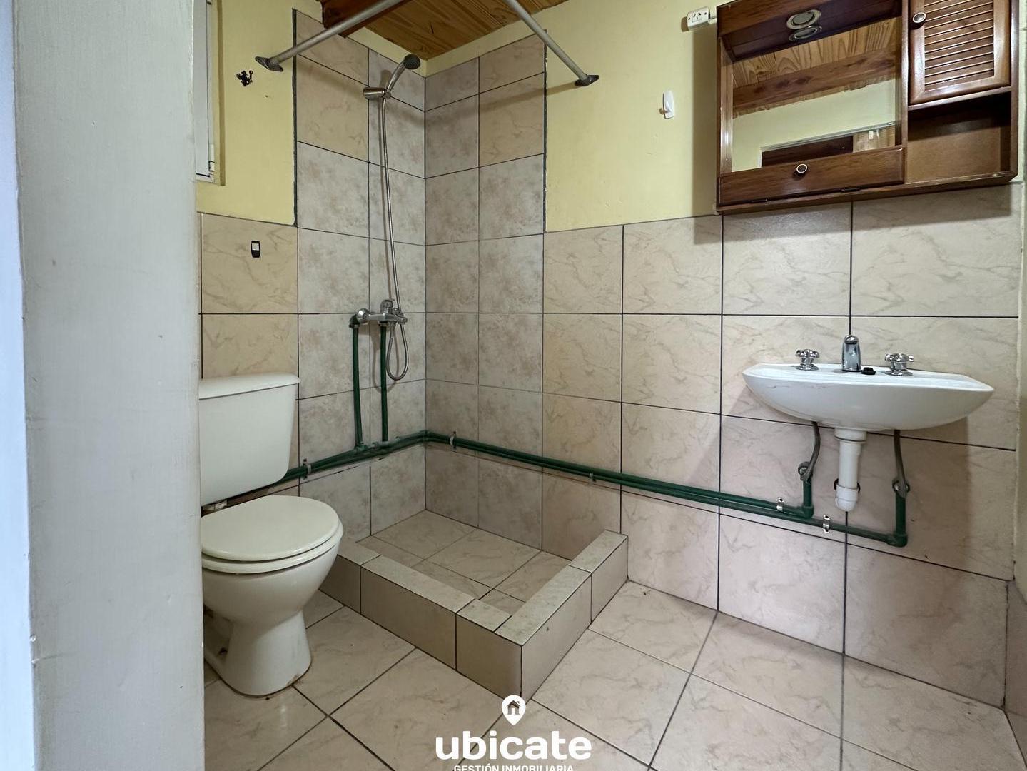Foto de Casa y monoambiente en venta en Dina Huapi con amplio jardin., imagen 5