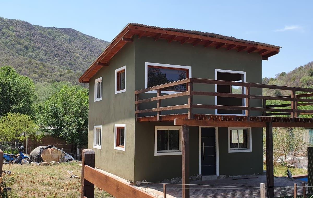 Venta de Casa en Santa Rosa de Calamuchita 2