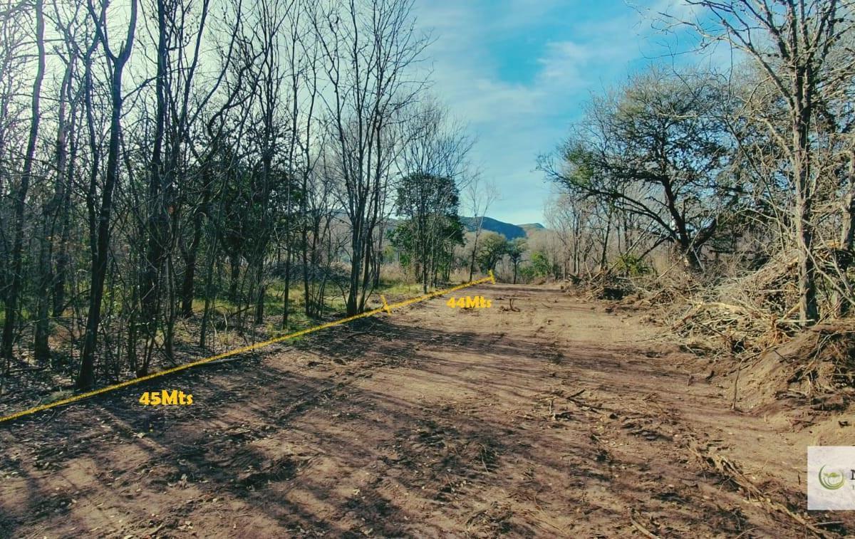 Venta de Terreno en Santa Rosa de Calamuchita 4