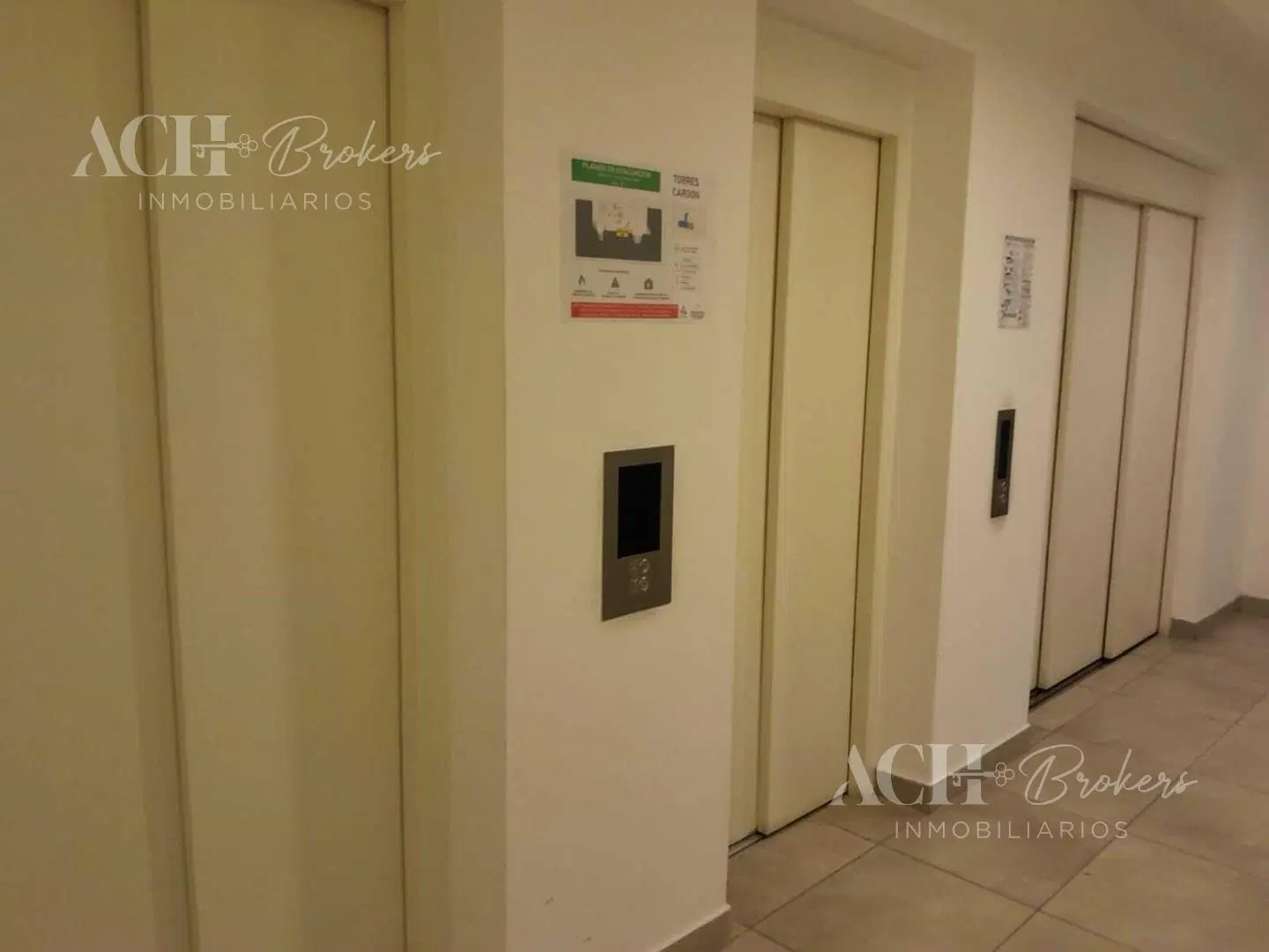 Departamento  en Venta en Torre Cardón, Tigre, G.B.A. Zona Norte 5