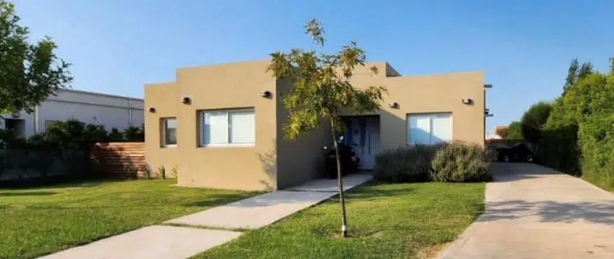 Casa en Venta ubicado en San Gabriel, Villanueva (Tigre) 2