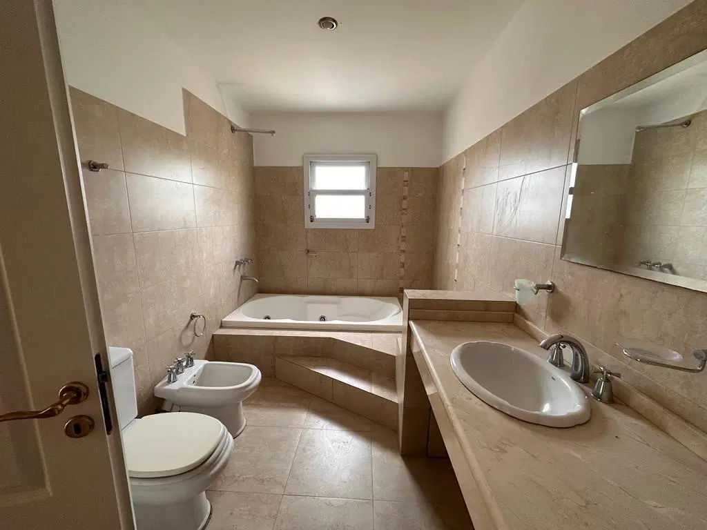 Casa  en Alquiler en Septiembre, Escobar, G.B.A. Zona Norte 8
