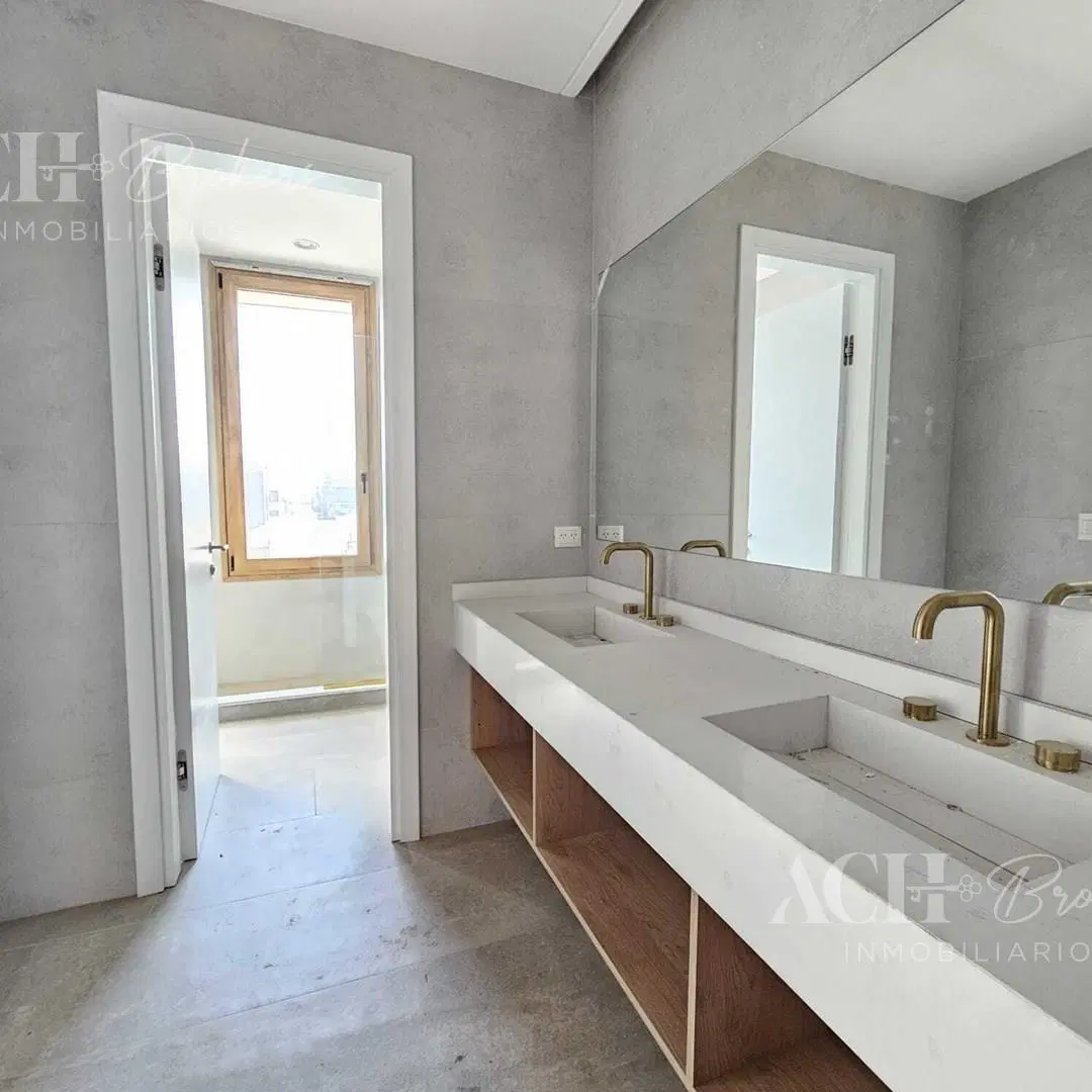 Casa  en Venta en Carpinchos, Nordelta, Tigre 8