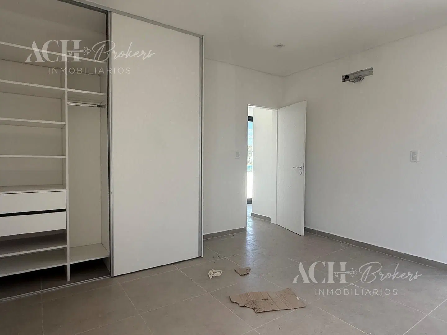 Casa  en Venta en Pilar del Este, Pilar, G.B.A. Zona Norte 5