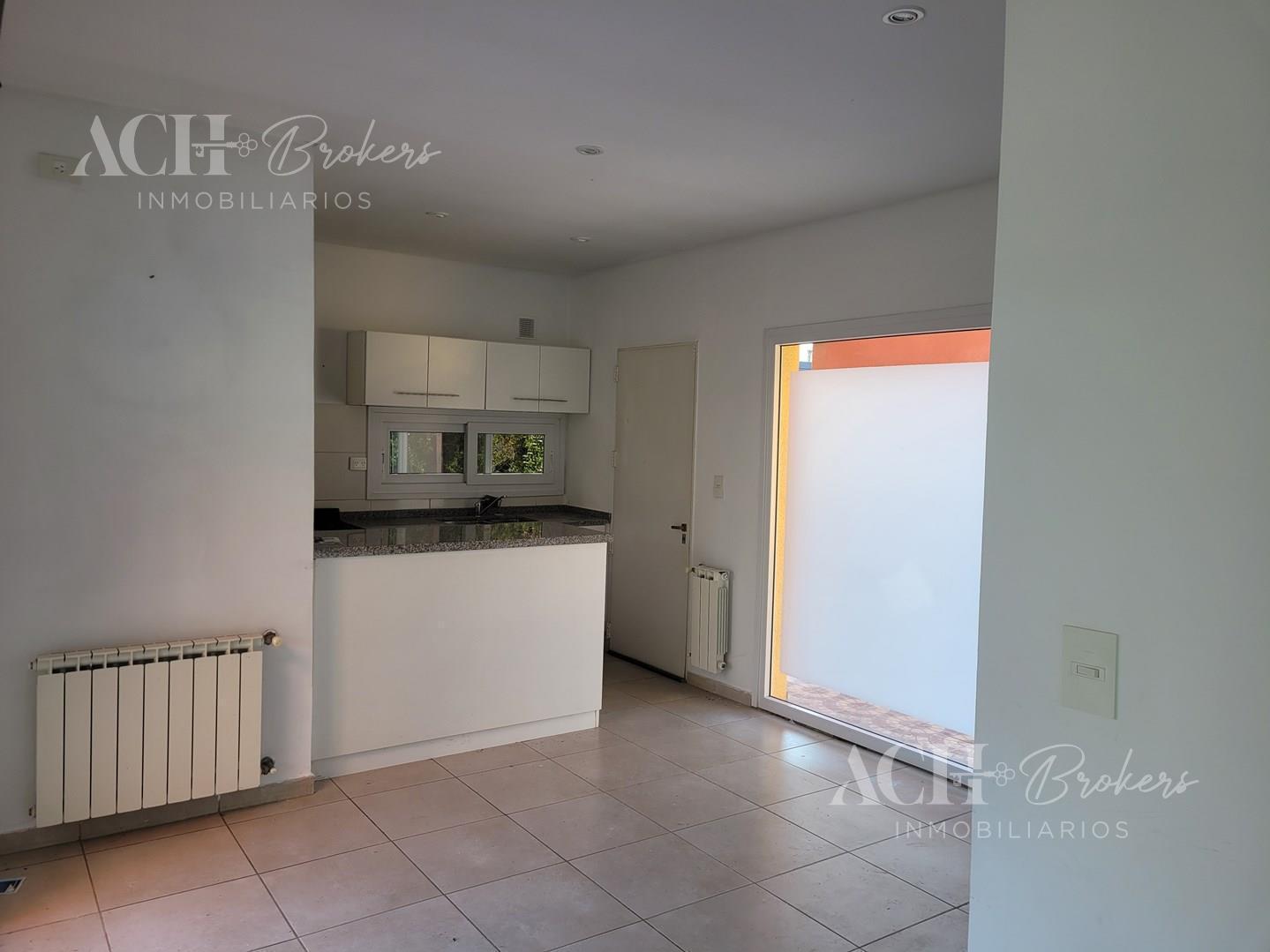 Foto de Casa Dúplex en Venta en Casas de Santa Maria, Villanueva, Tigre, imagen 1
