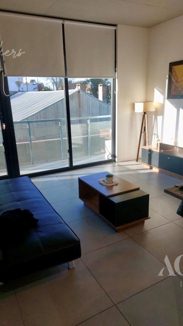 Foto de Departamento en Alquiler en Tigre, G.B.A. Zona Norte, Argentina, imagen 1