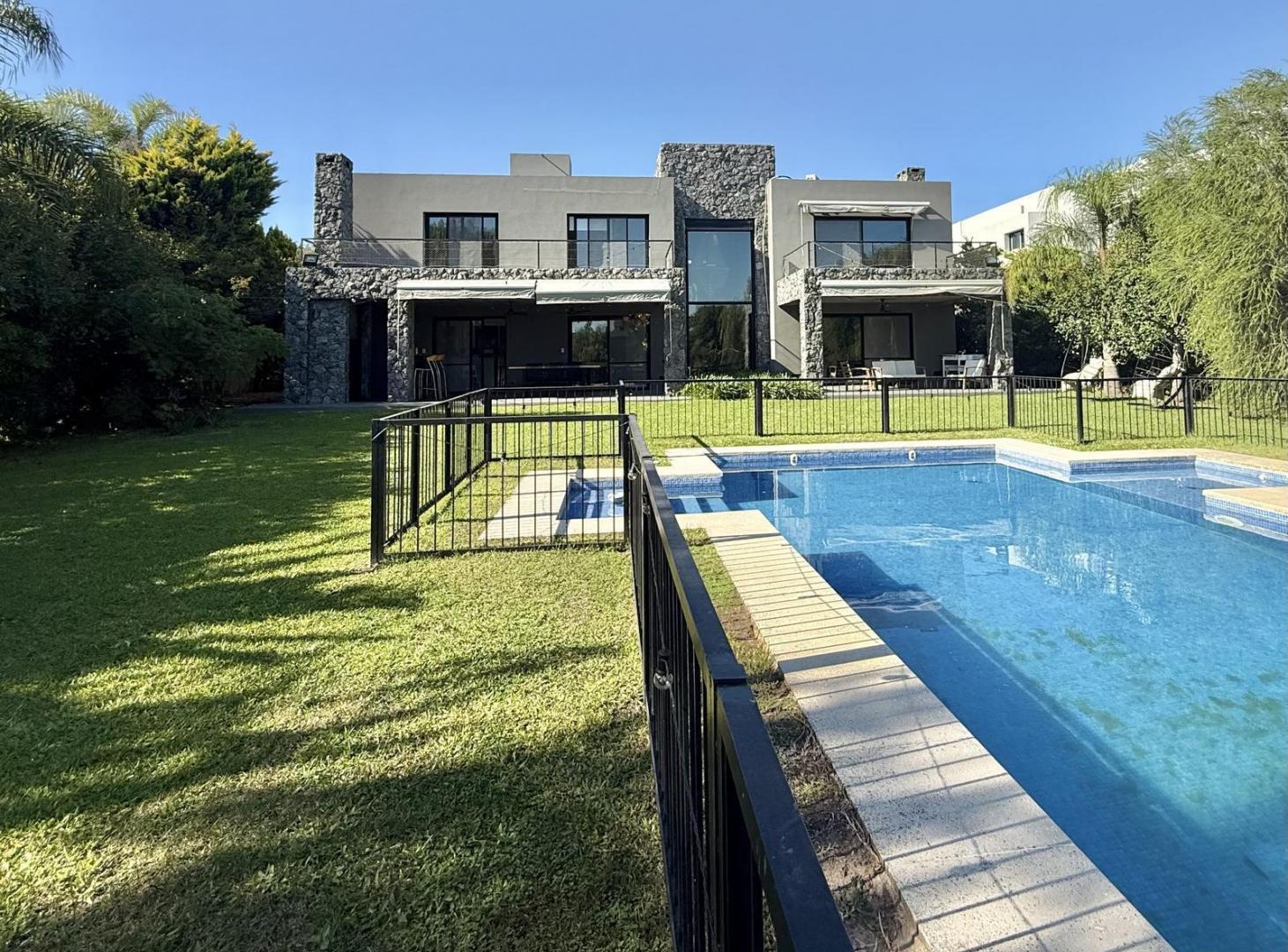 Foto de Casa en Los Castores, imagen 1
