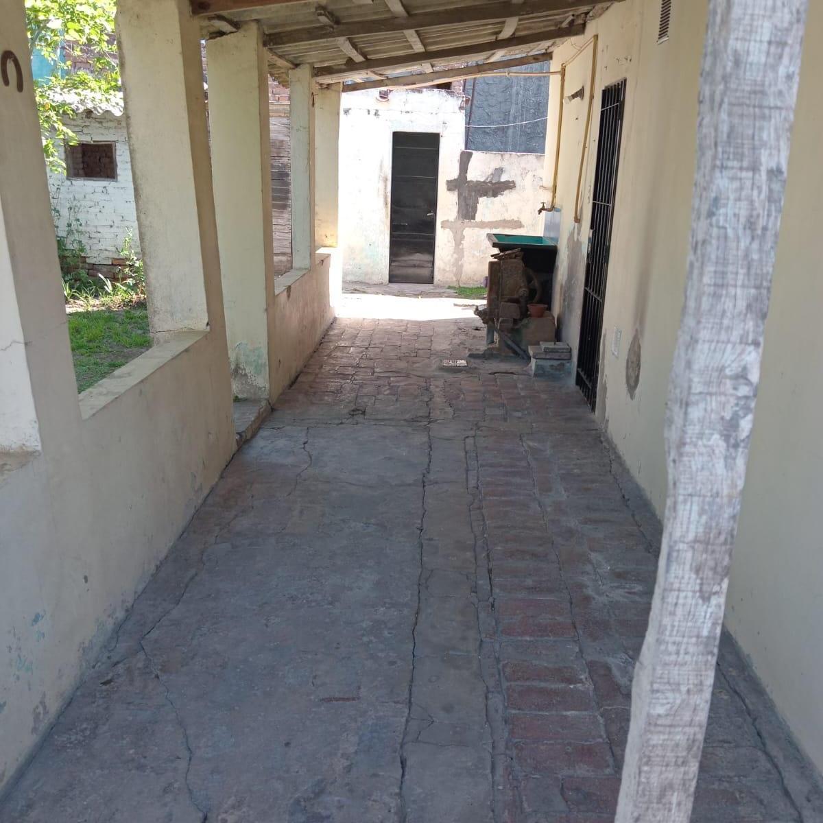 VENTA de casa de 3 ambientes en Gonzalez Catan