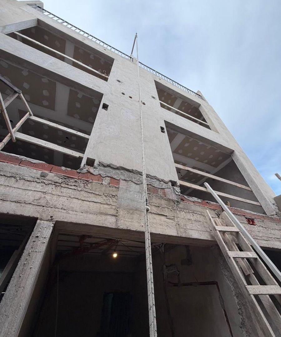 PH a estrenar 4 amb. en PB con PATIO/JARDÍN y COCHERA cubierta propia, 2 baños, SIN EXPENSAS