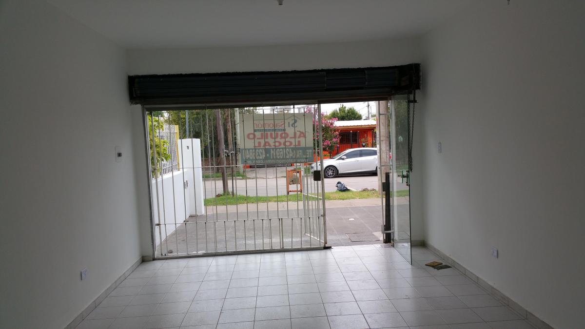Dos Locales + Terreno en Venta! Cercano a Universidad Católica! 4