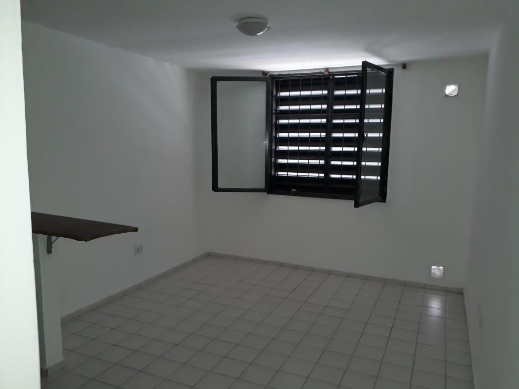 VENTA DE UN MONOAMBIENTE EN ALBERDI. A UNA CUADRA DE AV COLON!!!