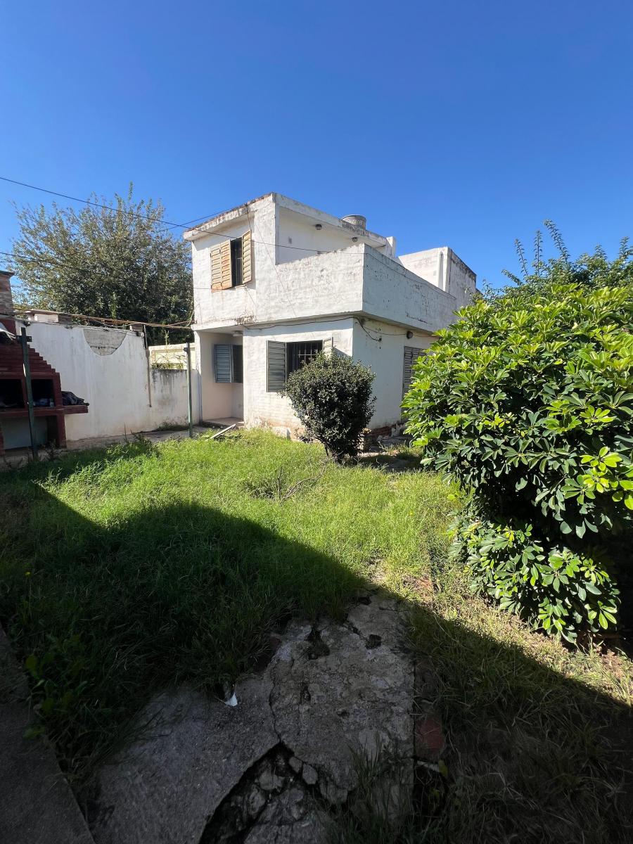 Casa + Depto en Barrio Marqués de Sobremonte! Imperdible! 2