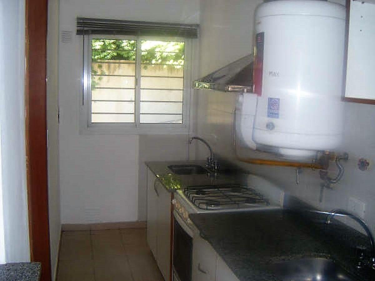 Foto de MONOAMBIENTE CON COCINA SEPARADA EN ARGUELLO. IMPERDIBLE!, imagen 3