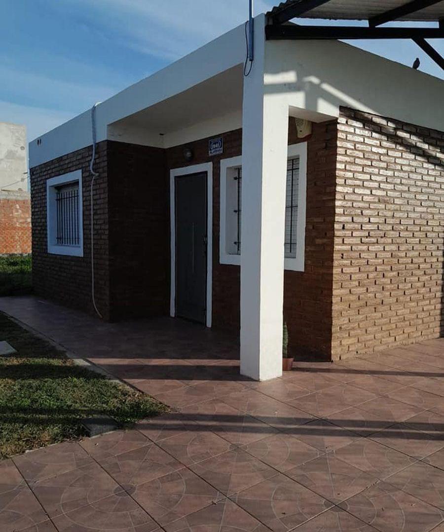 Alquilo casa temporal con piscina en Granadero Baigorria.