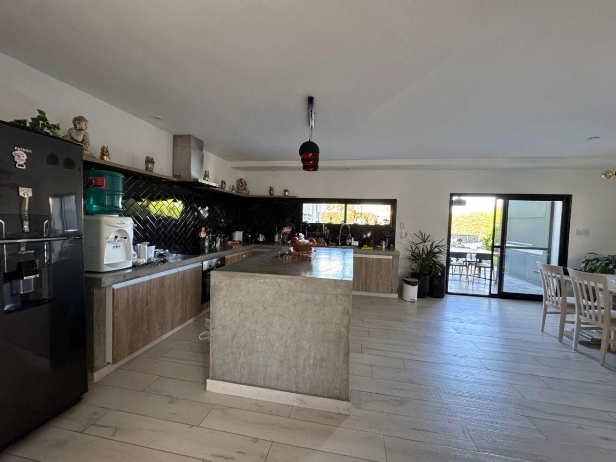 Foto de Casa venta, San Ramiro, Pilar del Este, Piscina, quincho, parque, imagen 5