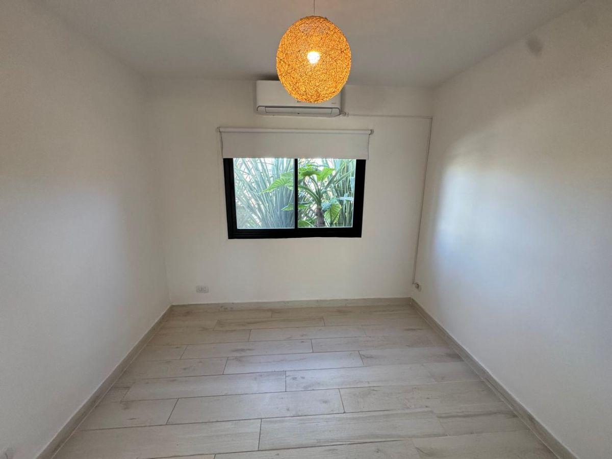 Foto de ALQUILER ANUAL SIN MUEBLES CASA 3 DORM SUITE PISCINA PARRILLA, imagen 5