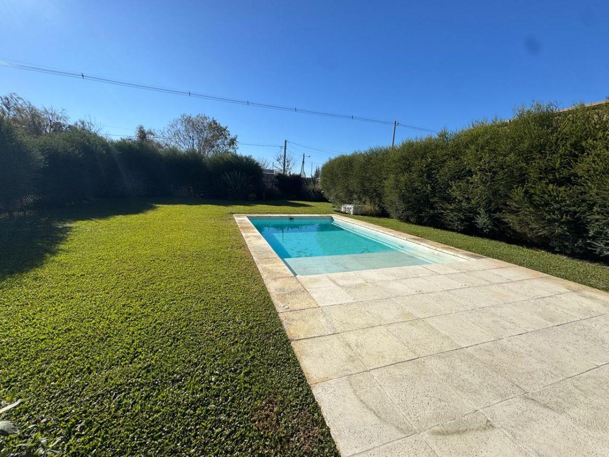 Foto de ALQUILER ANUAL SIN MUEBLES CASA 3 DORM SUITE PISCINA PARRILLA, imagen 4