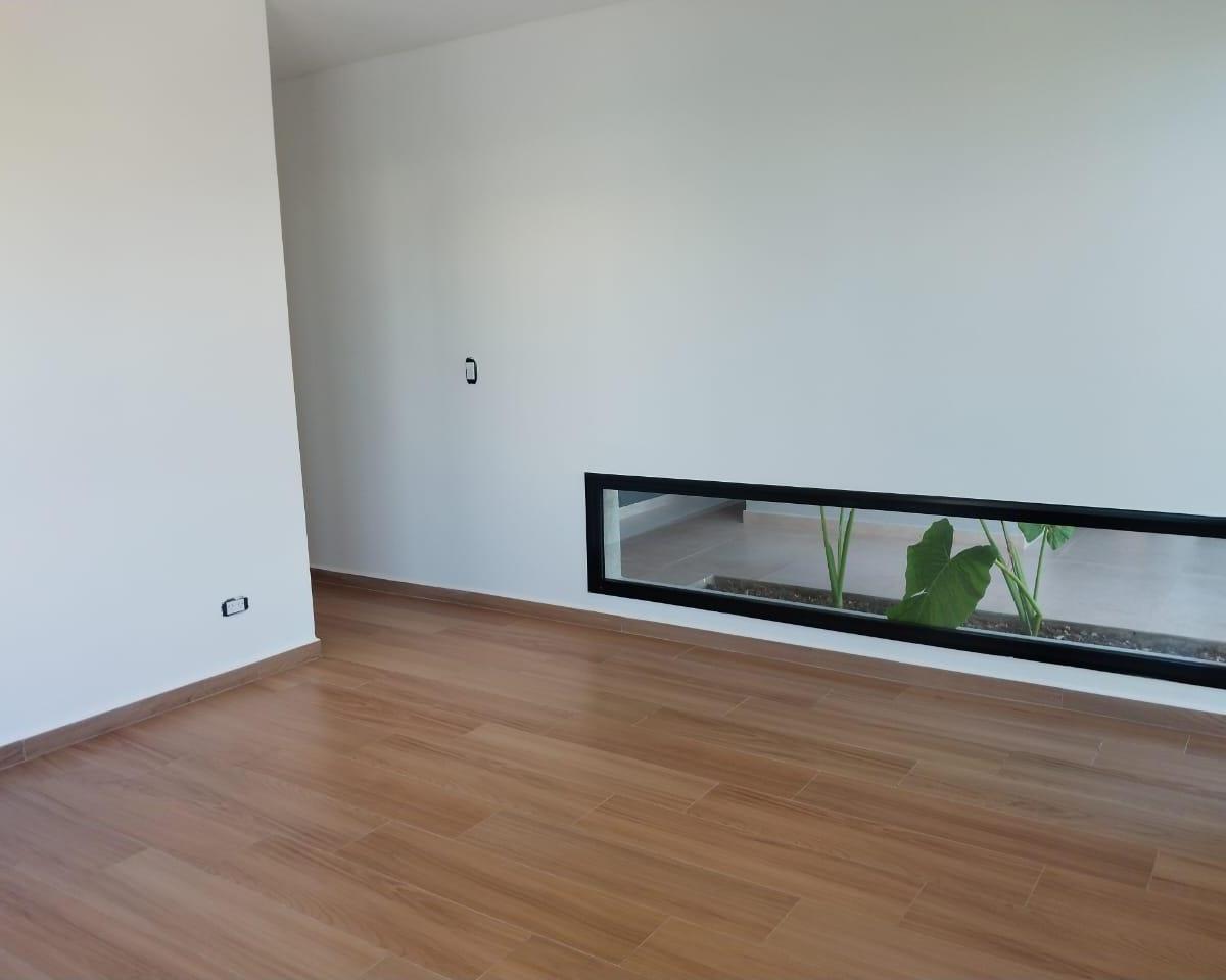 Foto de Casa en Venta en Santa Lucia en dos plantas con piscina., imagen 2