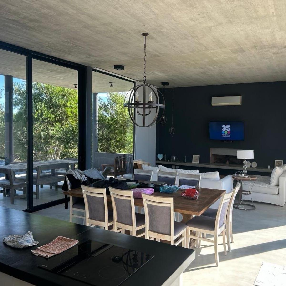 Casa en Venta - Costa Esmeralda - Amoblada 2