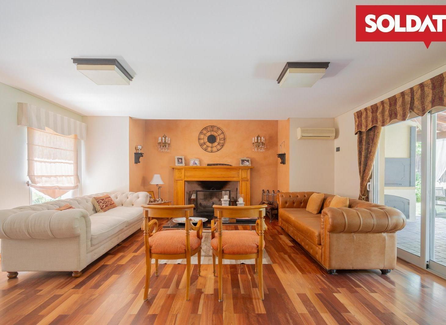 Casa en venta de Excelente Calidad y Estilo en Boulevares - lote central