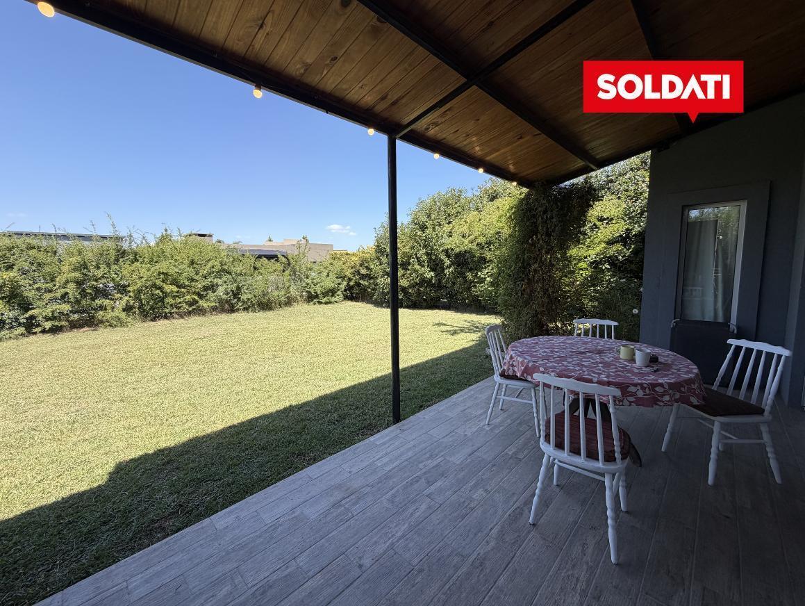 Foto de Casa en Venta 4 Ambientes – Pilar del Este – Lote Interno – una planta, imagen 2