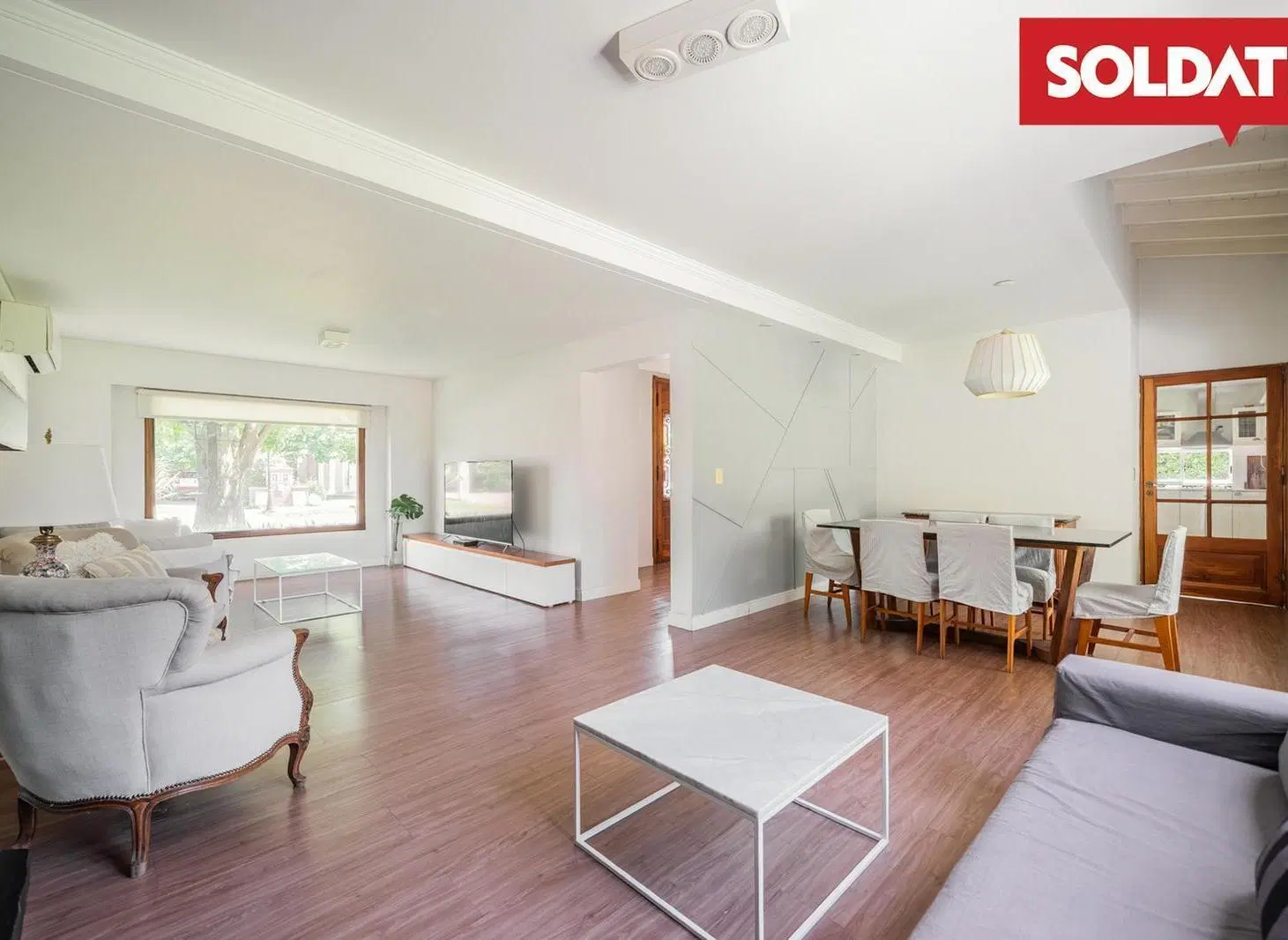 La Lomada, casa en venta, apta credito. Lote central 2