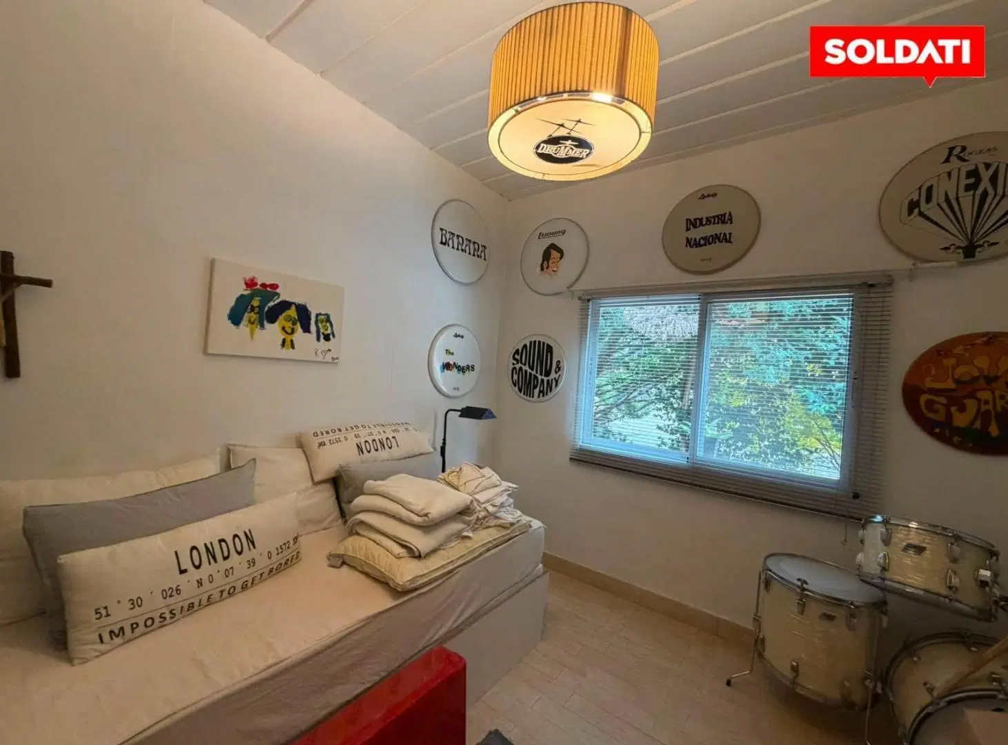 Casa en venta Barrio Roble Joven, 3 dormitorios mas playroom/escritorio 3