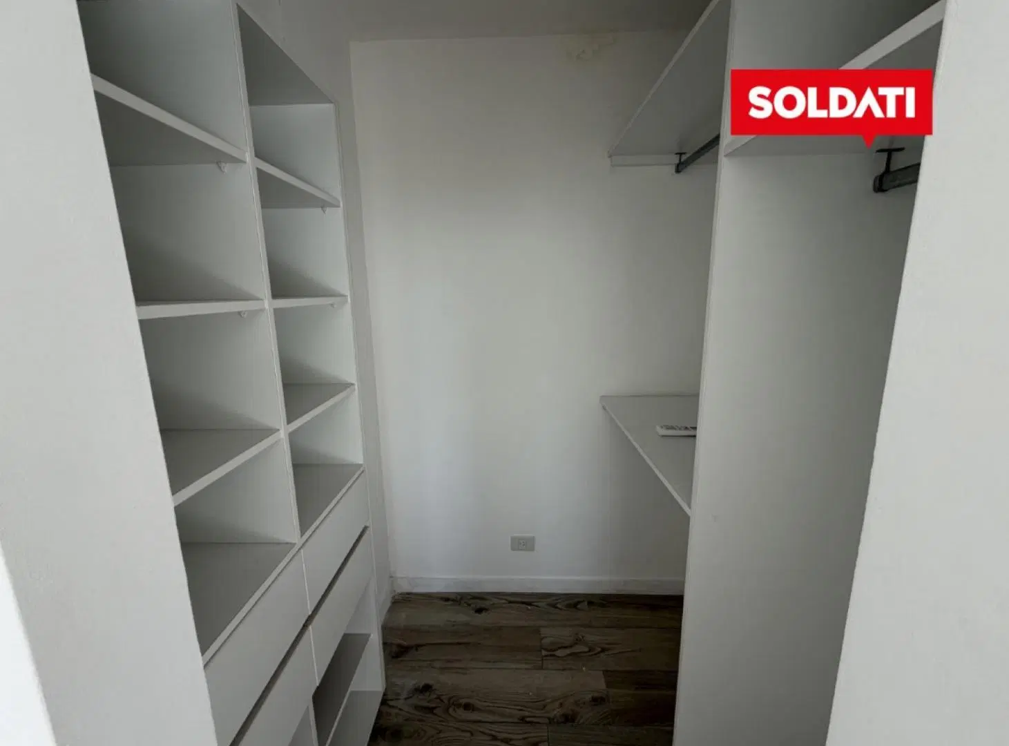 Departamento alquiler en Zug Caamaño - tres ambientes con balcon 2