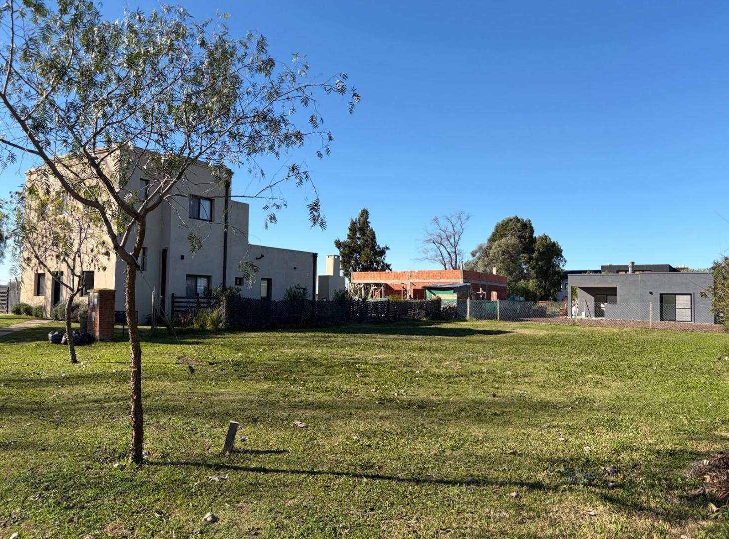 LOTE INTERNO DE 495 m² EN SAN RAMÓN – ORIENTACIÓN NORTE.