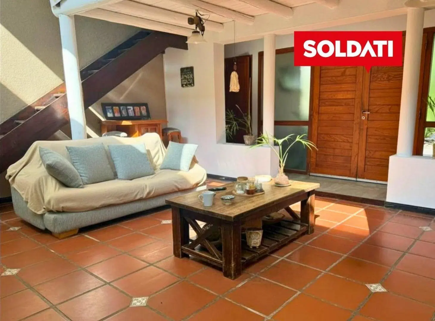 BC El Mirasol, venta en exclusiva, muy luminosa, 6 cuartos, play y escritorio. Piscina. Jardin 3