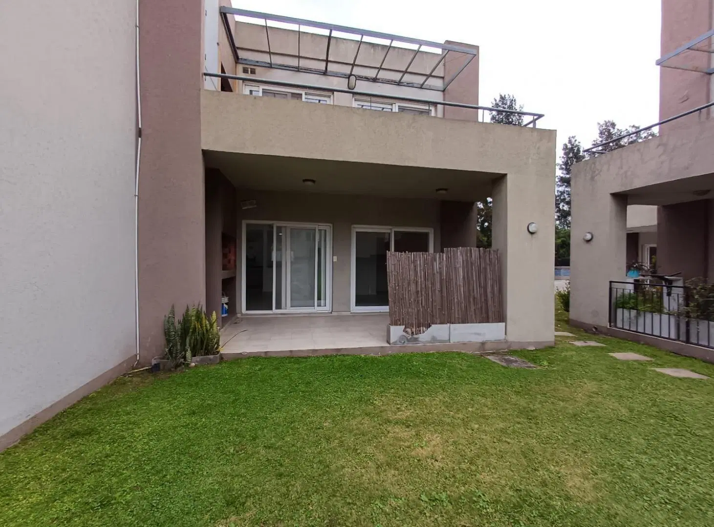 Alquiler Departamento 2 ambientes en Harmony PB con Galería y Parrilla 3
