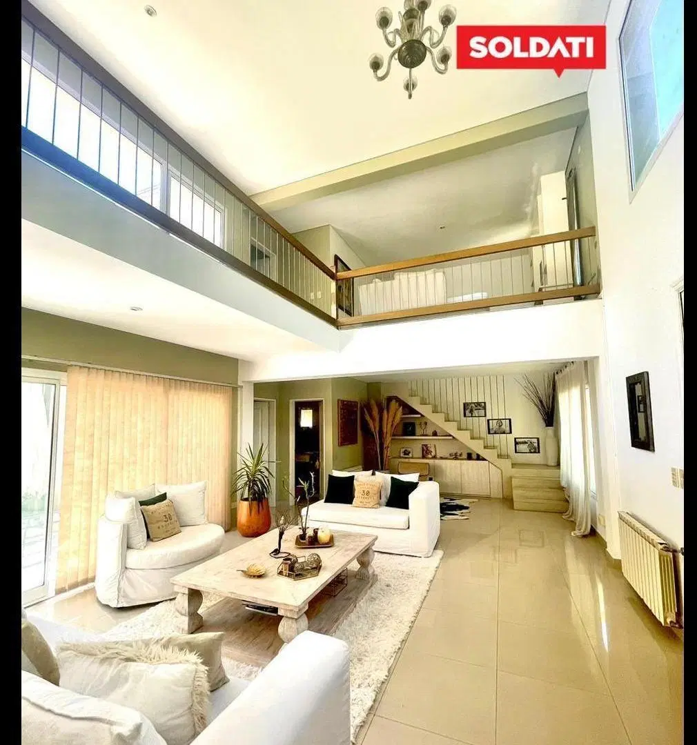 Venta Casa, Barrio El portillo, Apta crédito 1