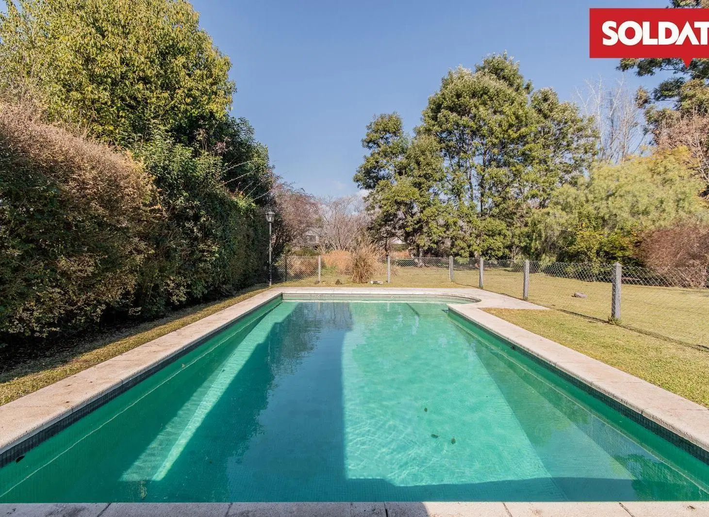 SOLDATI, en exclusiva, vende en Ayres de Pilar casa muy solida. Excelente lote, piscina 4