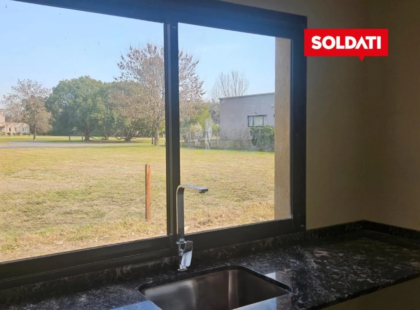 Casa en venta en Barrio Alcanfores en una planta - apta credito 2