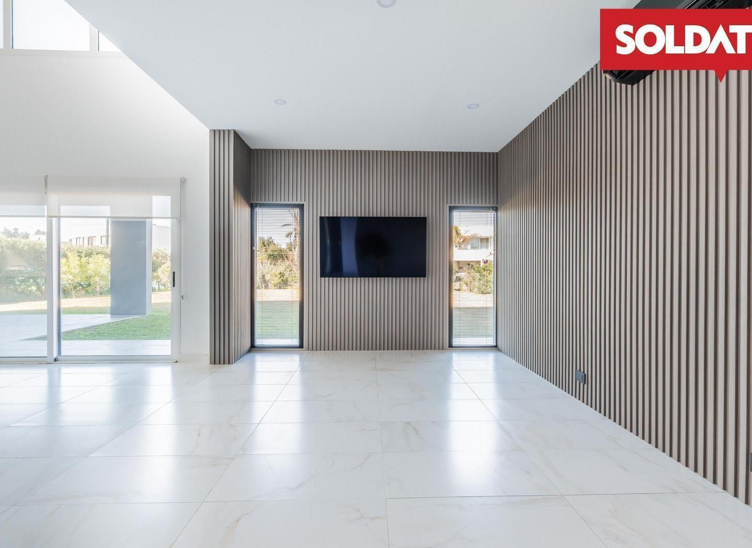 Foto de Casa en venta 4 ambientes, en Altos de Campo Grande. Moderna, imagen 3