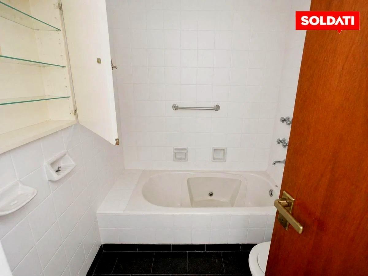 Foto de Venta Departamento de 4 ambientes en Belgrano, imagen 3