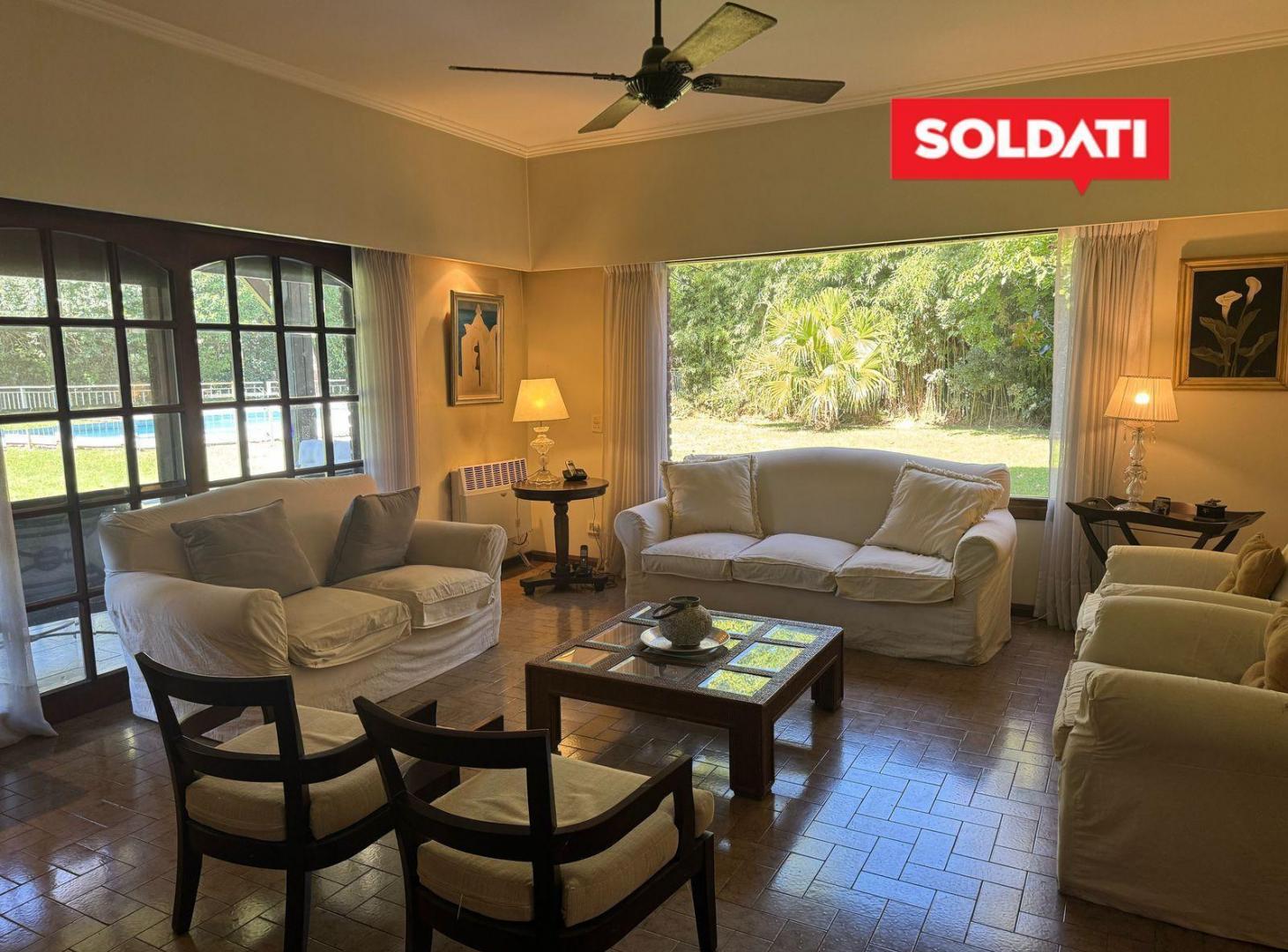 Foto de Casa en venta, 5 cuartos, play. Doble lote, imagen 2
