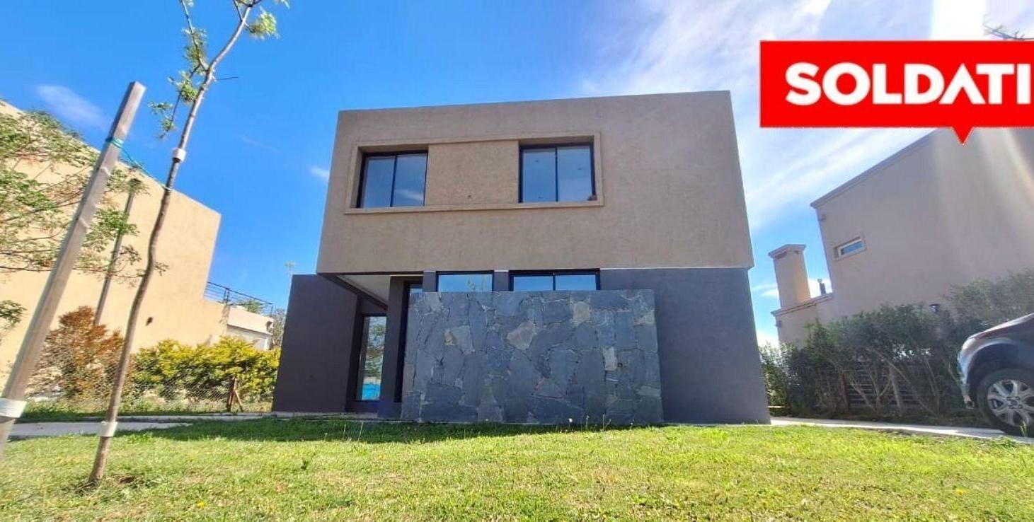 Foto de Casa en venta Barrio Santa Lucia, imagen 4