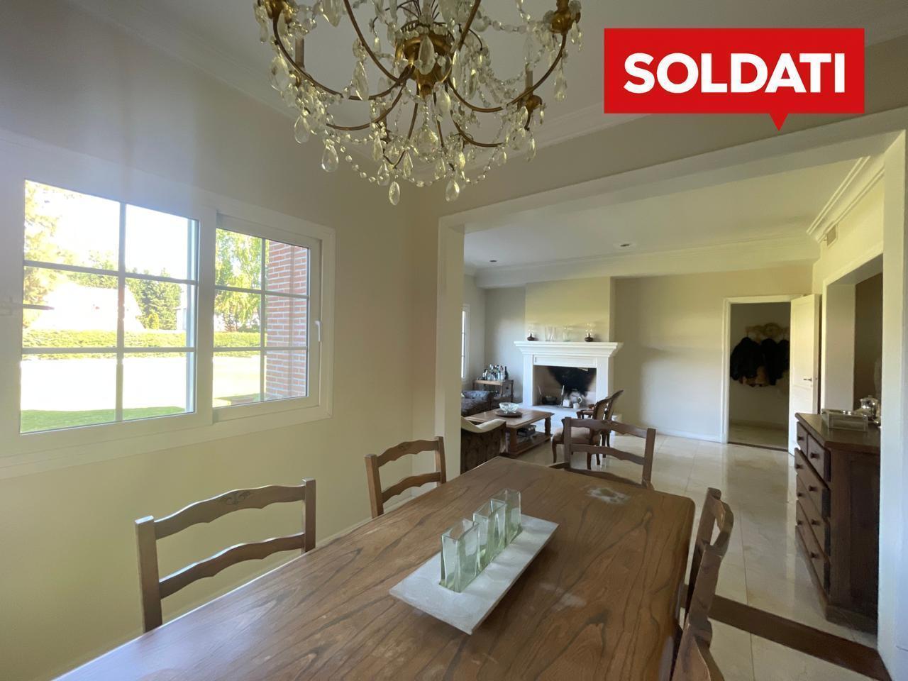 Foto de Casa en venta-Apta a Crédito - Barrio Privado Villa Rosa, imagen 5