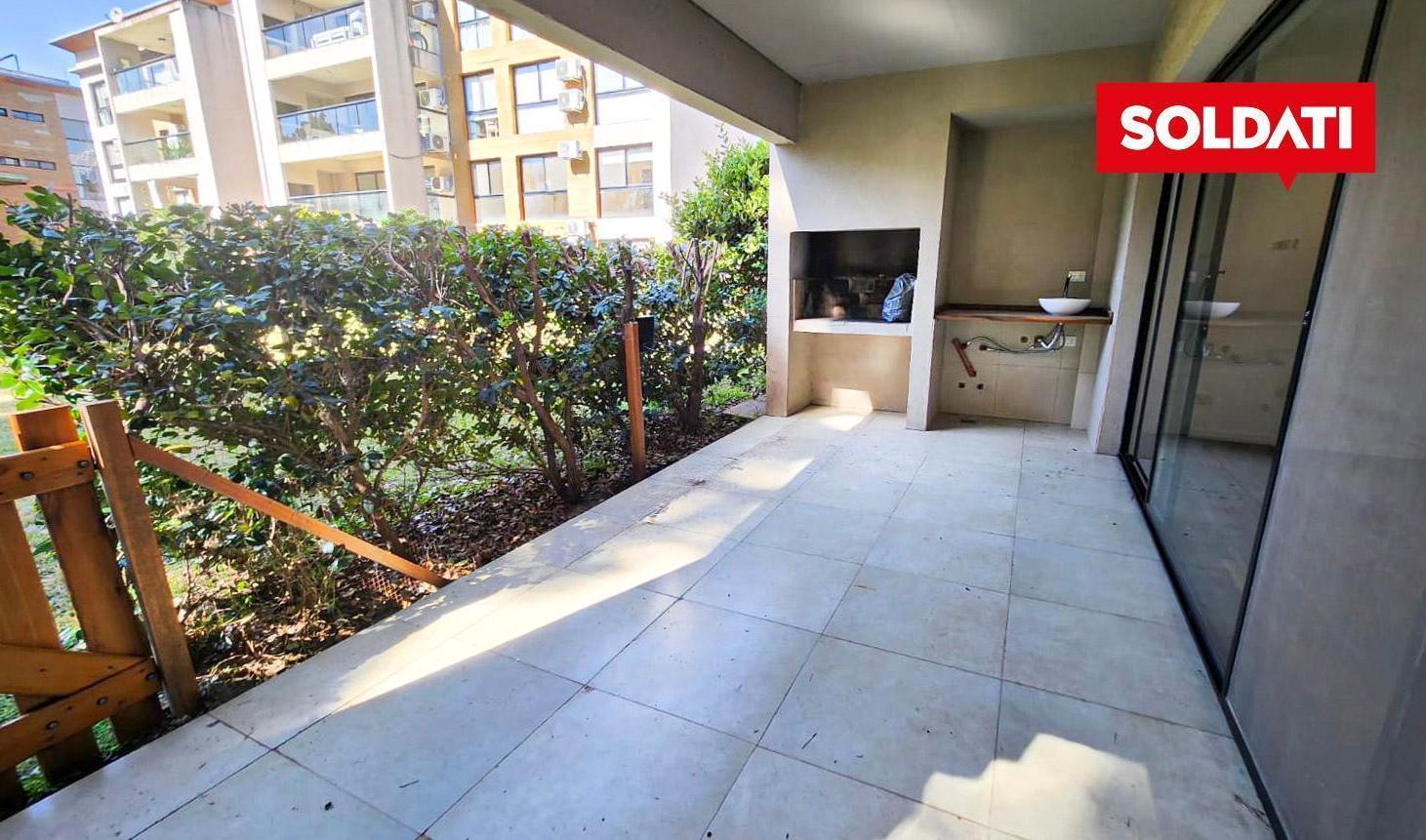 Foto de Departamento en venta, 90 metros, en planta baja, con jardin, bajada, imagen 3