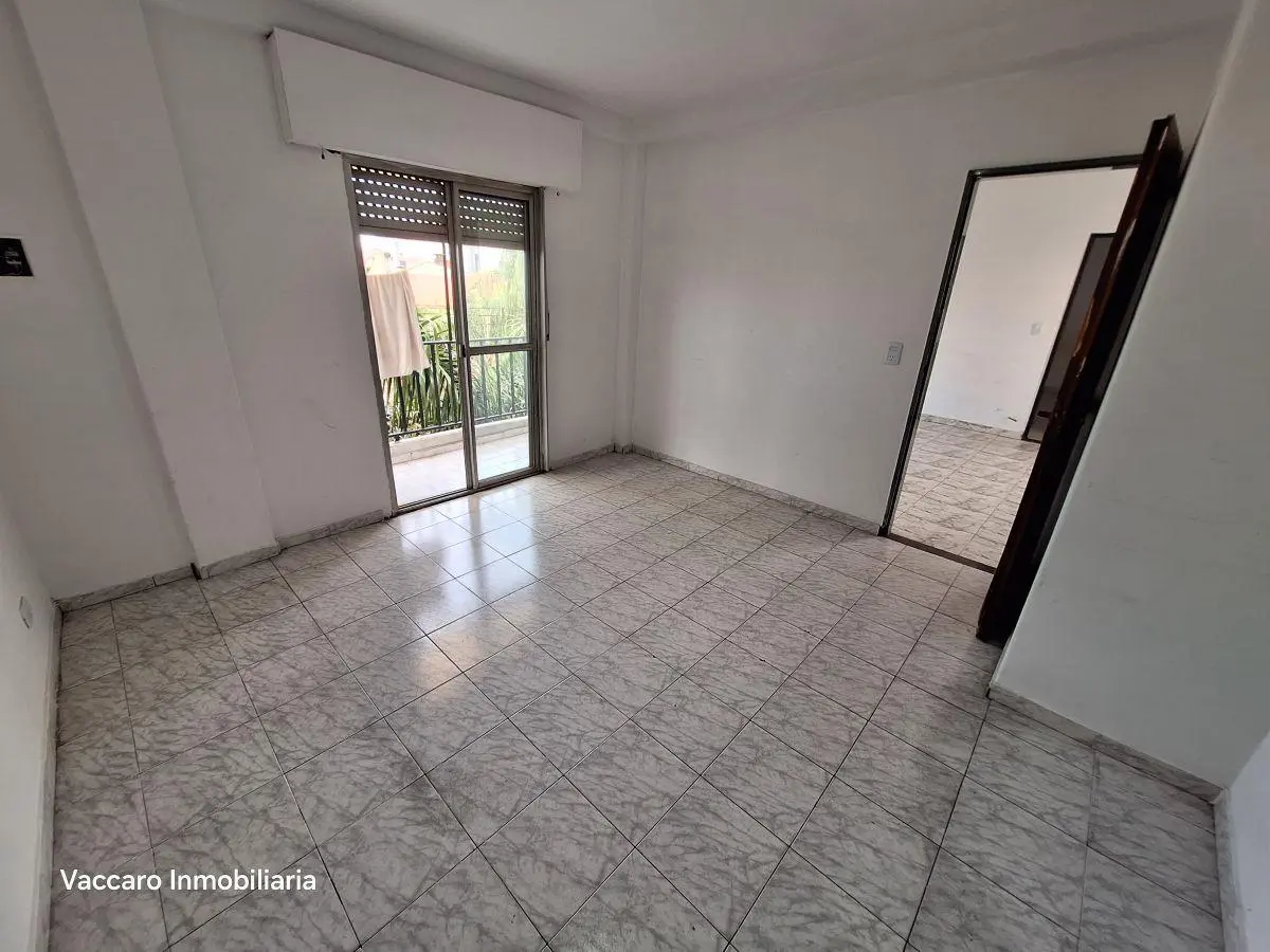Alquiler - 3 Amb con Balcon - Tablada (A 100 m Avda Crovara y Boulogne Sur Mer) 5