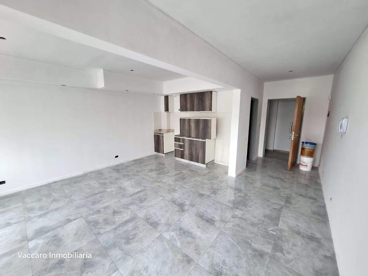 VENTA - DEPTO MONOAMBIENTE A ESTRENAR opcional c/PATIO o BALCÓN- RAMOS MEJIA, CARLOS CALVO 260 4