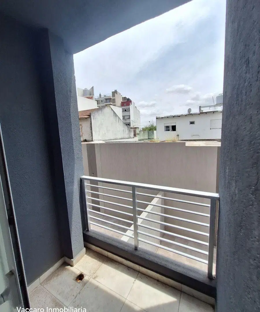 VENTA - DEPTO MONOAMBIENTE A ESTRENAR opcional c/PATIO o BALCÓN- RAMOS MEJIA, CARLOS CALVO 260 3