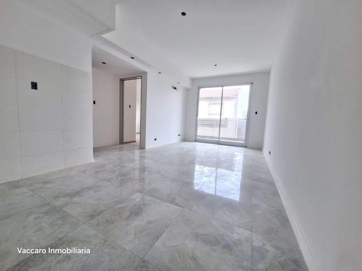 VENTA- DEPTO 2 AMB A ESTRENAR- opcional C/PATIO o BALCÓN- RAMOS MEJIA, CARLOS CALVO 260 2
