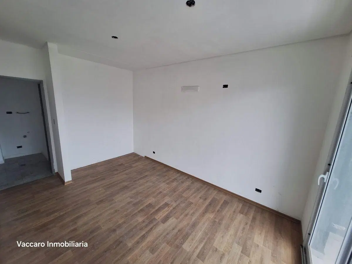 VENTA- DEPTO 2 AMB A ESTRENAR- opcional C/PATIO o BALCÓN- RAMOS MEJIA, CARLOS CALVO 260 3